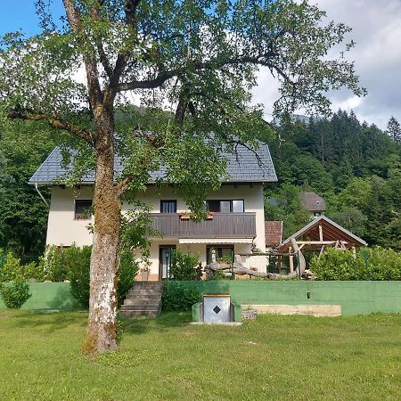 Apartmaji Katrc Соча Екстер'єр фото